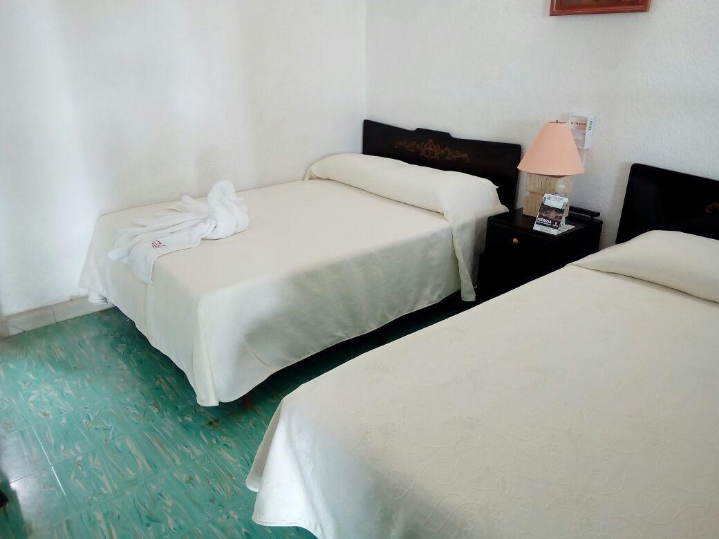 Paris Hotel Merida Luaran gambar